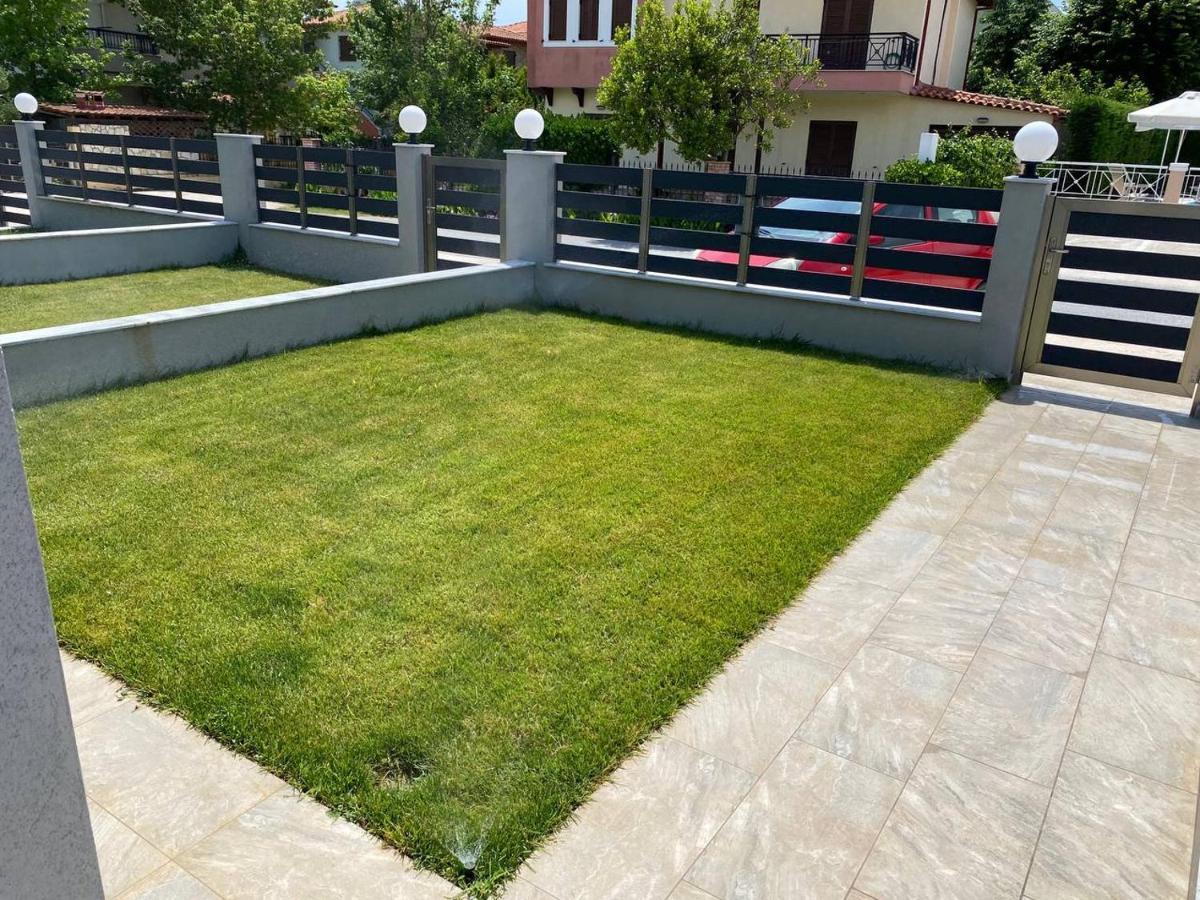 Lili Houses In Nikiti 350M From The Beach Exterior foto
