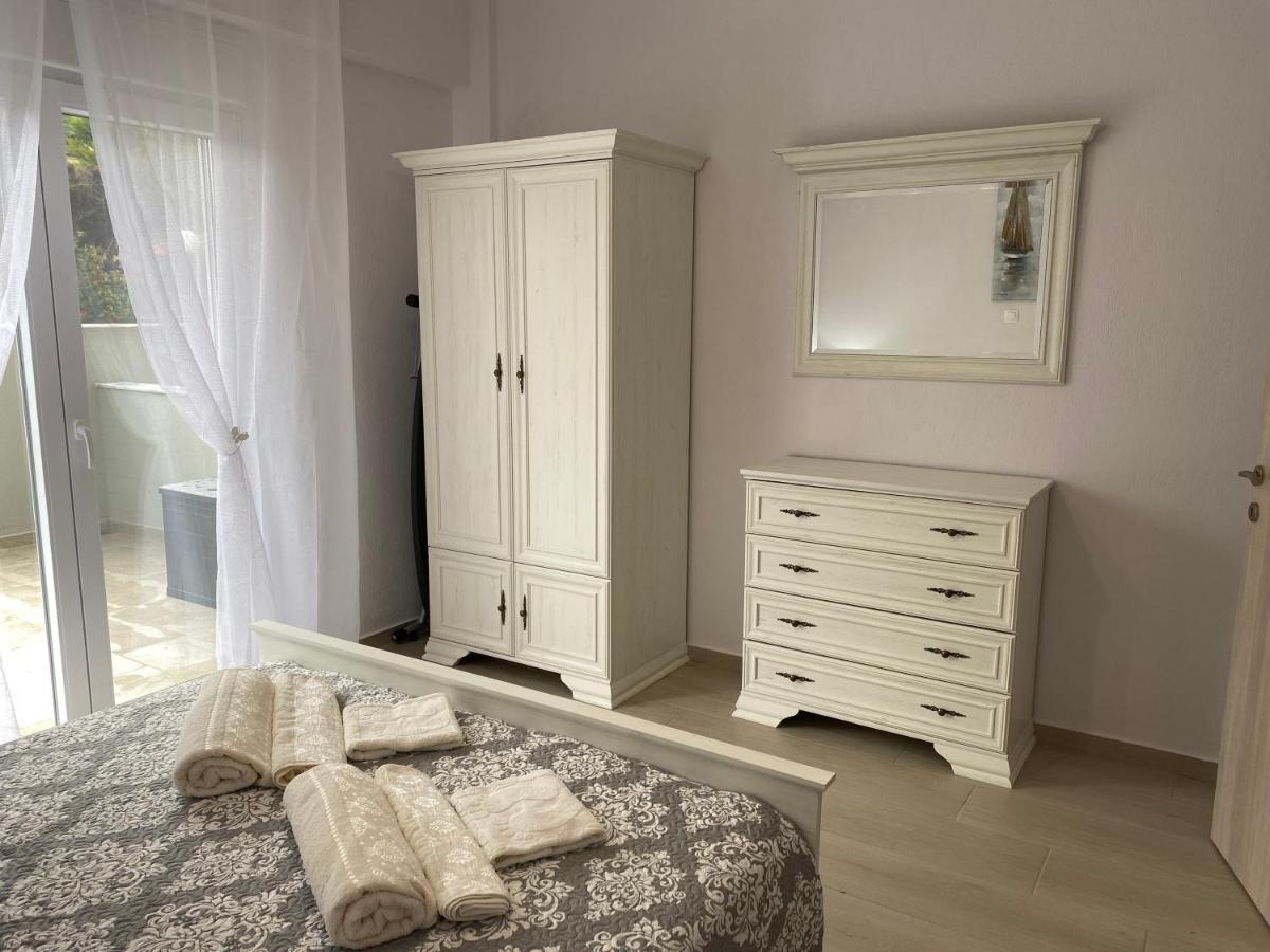 Lili Houses In Nikiti 350M From The Beach Exterior foto