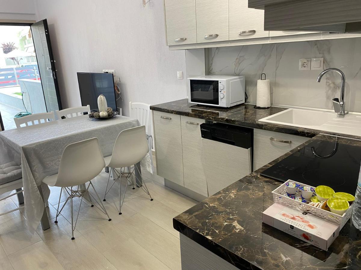 Lili Houses In Nikiti 350M From The Beach Exterior foto
